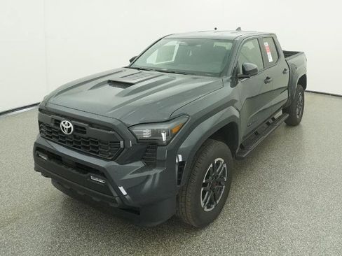 New 2025 Toyota Tacoma TRD Sport image 5