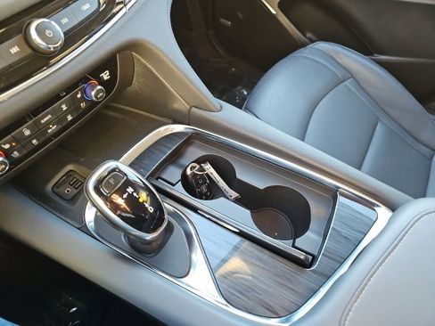 Used 2021 Buick Enclave Premium w/ Surround and Sites Package image 20