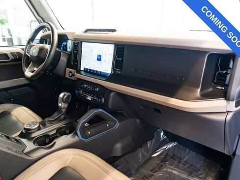 Used 2023 Ford Bronco Wildtrak AWD/4WD image 28