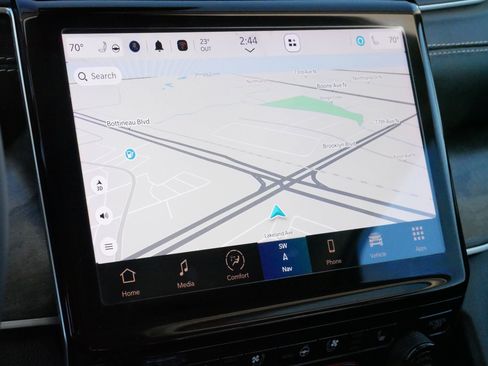 Used 2023 Jeep Grand Cherokee L Limited w/ Luxury Tech Group II image 22