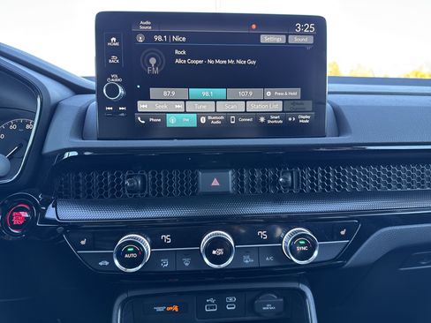 Used 2024 Honda CR-V EX-L image 12