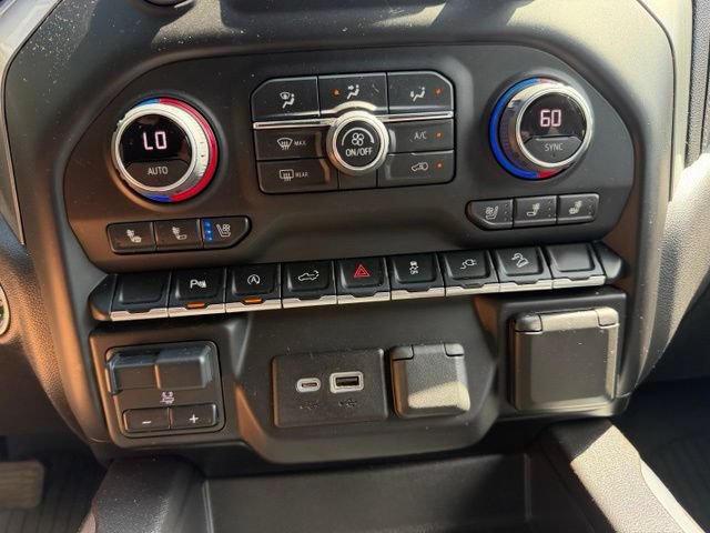 Used 2021 Chevrolet Silverado 1500 LTZ AWD/4WD image 25