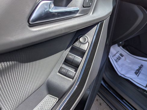 Certified 2026 Chevrolet Equinox RS w/ Convenience Package III image 11