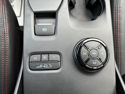 New 2025 Ford Ranger Raptor image 24