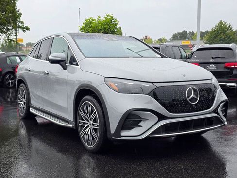 Used 2023 Mercedes-Benz EQE 350+ 4MATIC SUV image 8