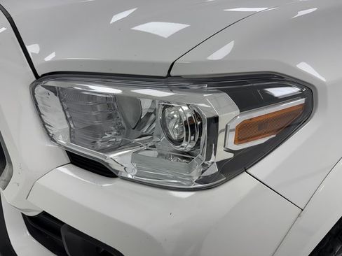 Used 2023 Toyota Tacoma SR5 image 6