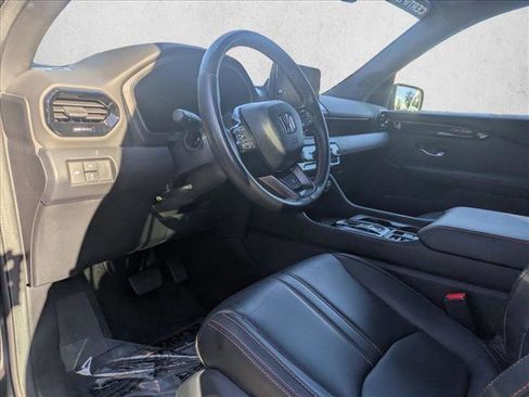 Used 2024 Honda Pilot TrailSport image 10