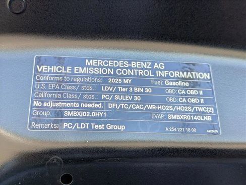 Certified 2025 Mercedes-Benz GLC 300 image 26