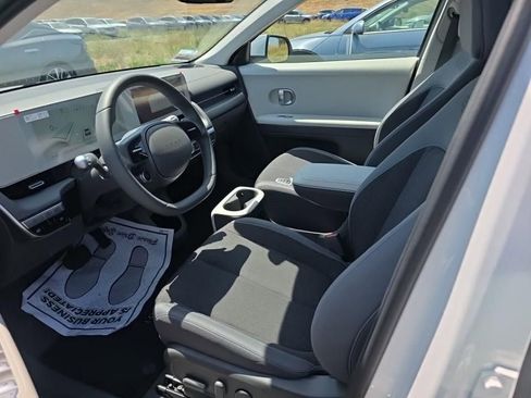 Used 2024 Hyundai Ioniq 5 SEL RWD image 6