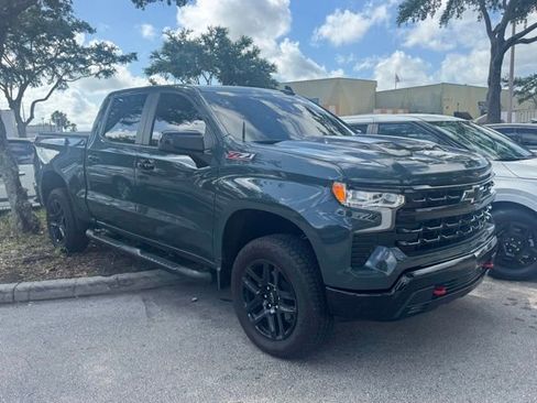 Used 2025 Chevrolet Silverado 1500 LT Trail Boss AWD/4WD image 9