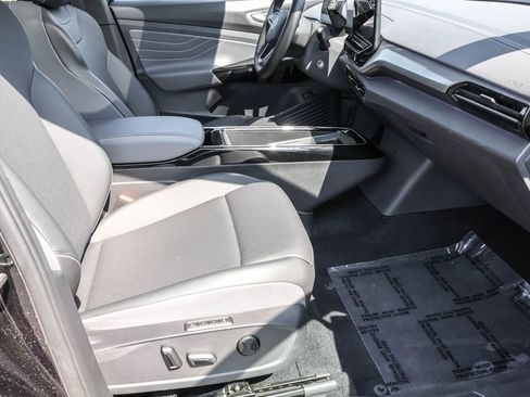 Certified 2023 Volkswagen ID.4 Pro S Plus image 39