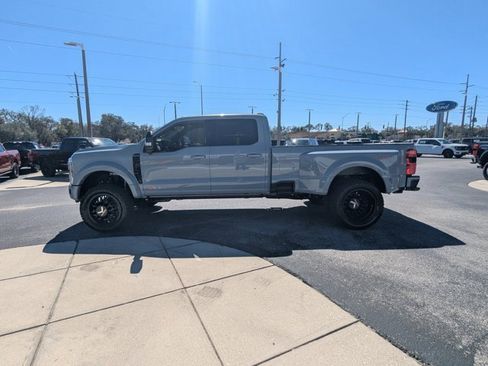 Used 2026 Ford F450 Platinum w/ FX4 Off-Road Package image 8