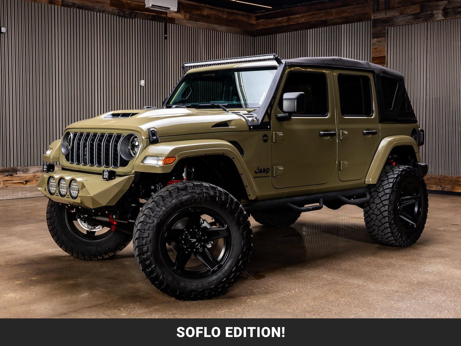 Used 2025 Jeep Wrangler Unlimited Sport AWD/4WD image 4