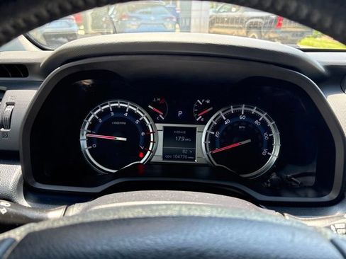 Used 2019 Toyota 4Runner SR5 AWD/4WD image 13