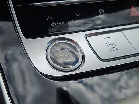 New 2025 Audi Q7 3.0T Premium Plus image 17