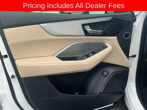 Used 2024 Acura MDX SH-AWD w/ Technology Package image 9