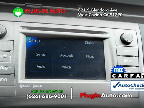 Used 2015 Toyota Prius Three w/ Solar Roof Package FWD image 25