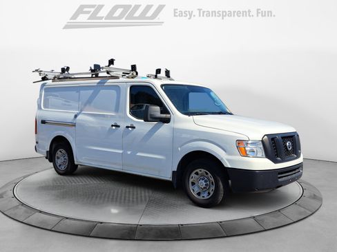 Used 2021 Nissan NV 2500 SV RWD image 1
