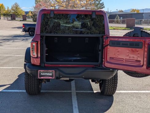 New 2025 Ford Bronco Badlands image 6