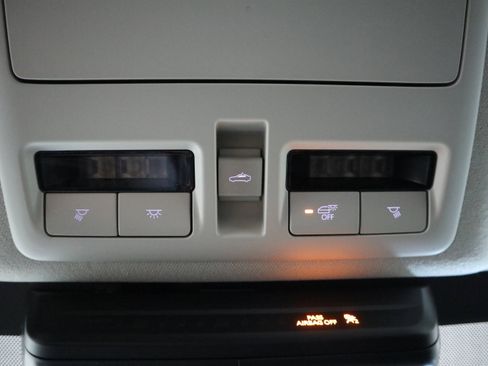 New 2026 MAZDA MAZDA3 2.5 S Sedan w/ Preferred Pkg image 32