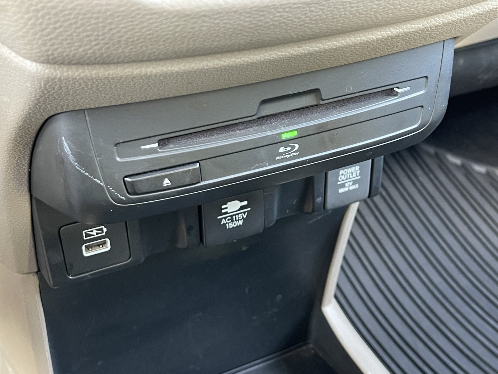 Used 2024 Honda Odyssey Touring image 31