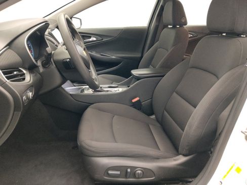 Used 2023 Chevrolet Malibu LT FWD image 17