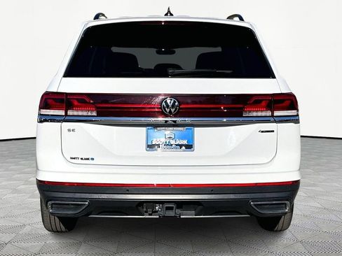 Used 2024 Volkswagen Atlas SE image 6