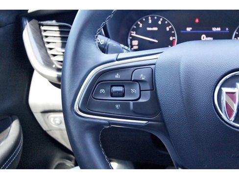 Used 2023 Buick Envision Preferred image 19