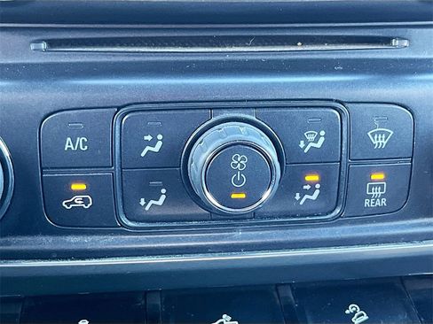 Used 2018 Chevrolet Silverado 1500 LT w/ All Star Edition image 15