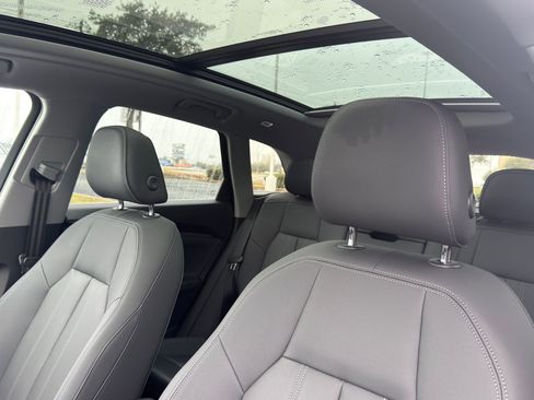 Certified 2025 Audi Q5 Premium w/ Premium Plus AWD/4WD image 13