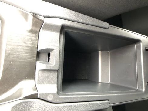 Certified 2025 Nissan Kicks S image 20