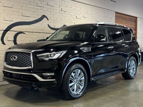 Used 2023 INFINITI QX80 Luxe w/ Cargo Package AWD/4WD image 8