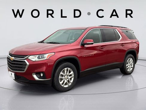 Used 2021 Chevrolet Traverse LT image 10