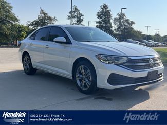 Used 2024 Volkswagen Jetta SE FWD video 1
