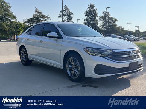 Used 2024 Volkswagen Jetta SE FWD image 1