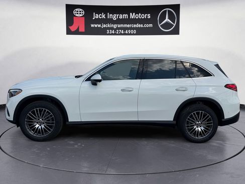 New 2026 Mercedes-Benz GLC 300 image 2