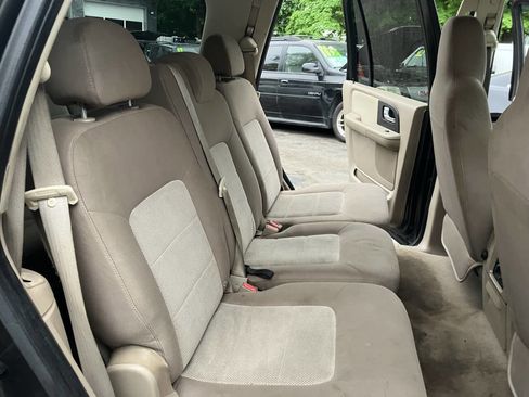 Used 2006 Ford Expedition XLT AWD/4WD image 30