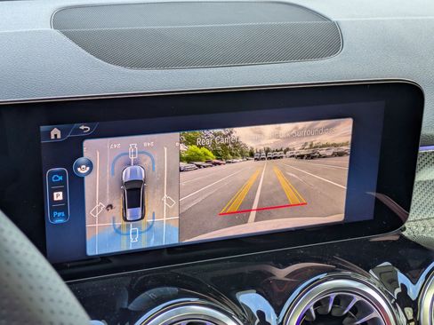 New 2026 Mercedes-Benz GLB 250 image 25