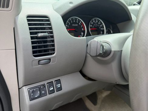 Used 2017 Nissan Frontier SL AWD/4WD image 27