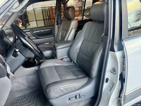 Used 1999 Toyota Land Cruiser image 20