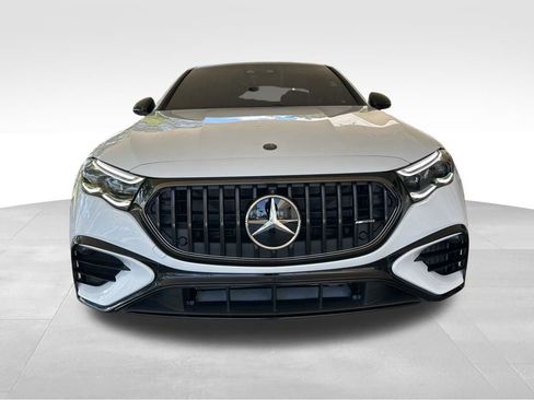 Used 2026 Mercedes-Benz E 53 AMG e 4MATIC Sedan image 15