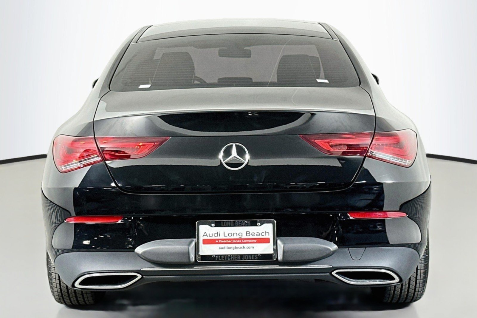 Used 2023 Mercedes-Benz CLA 250 w/ Premium Package image 3