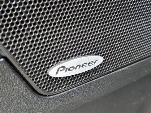 Used 2011 Chevrolet Equinox LT image 10