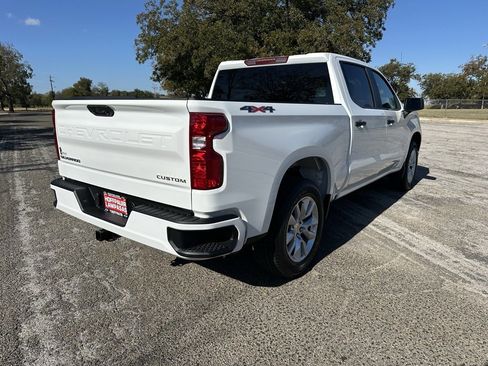 New 2026 Chevrolet Silverado 1500 Custom image 5