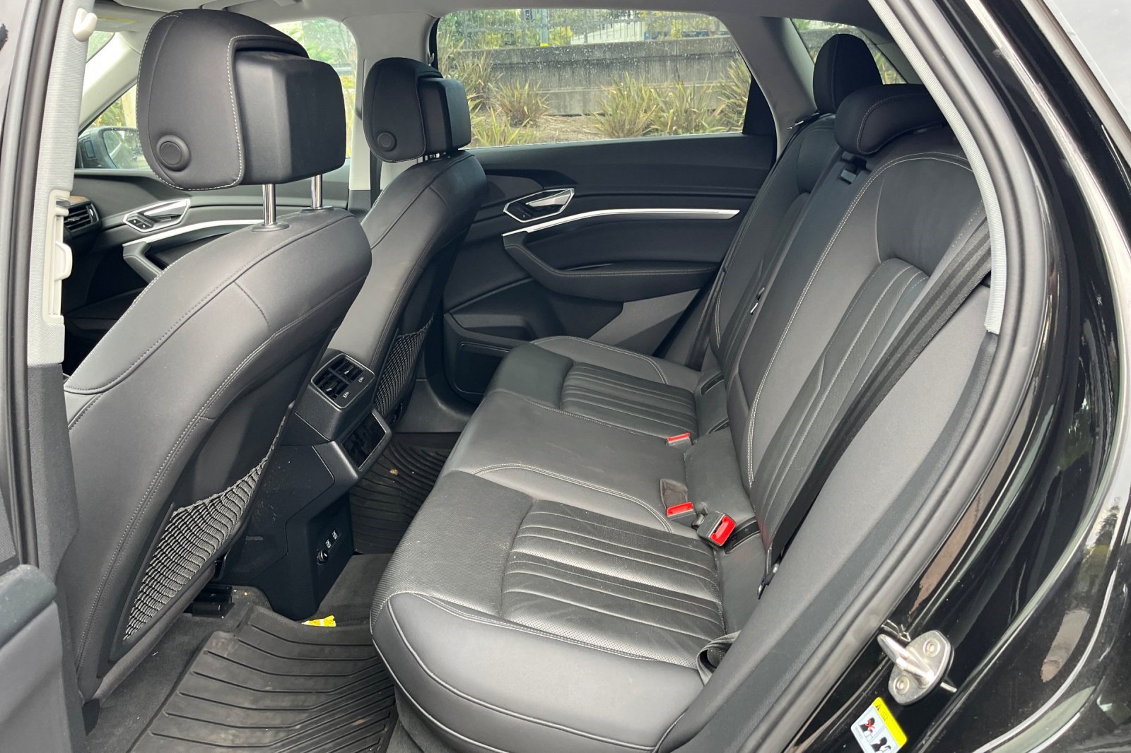 Used 2019 Audi e-tron Premium Plus AWD/4WD image 9
