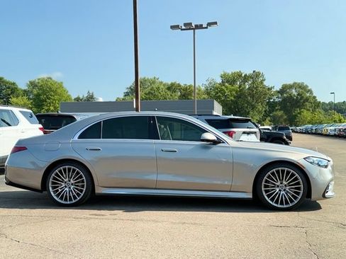 Used 2023 Mercedes-Benz S 580 4MATIC Sedan w/ AMG Line image 40