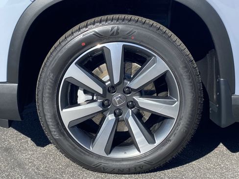 New 2025 Honda Pilot Elite image 7