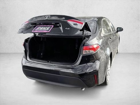 Used 2024 Toyota Corolla LE image 7