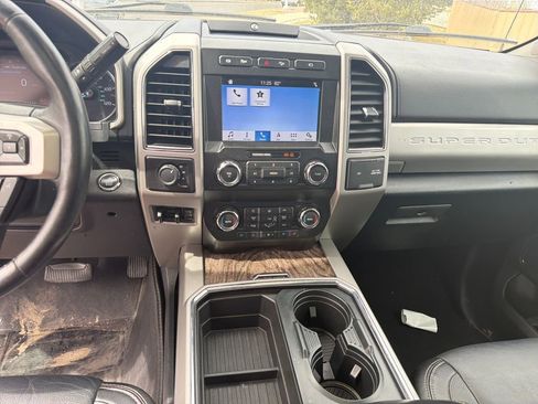 Used 2019 Ford F450 Lariat w/ Lariat Ultimate Package AWD/4WD image 17