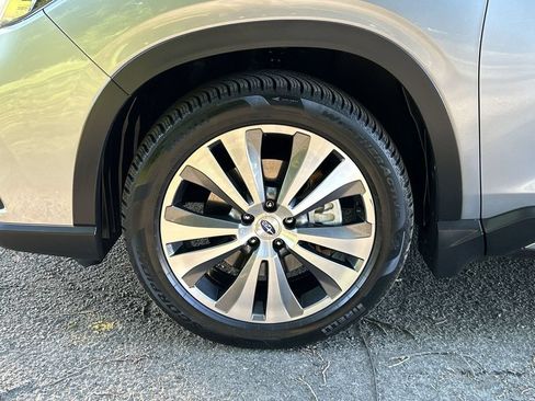Certified 2022 Subaru Ascent Limited w/ Technology Package AWD/4WD image 10